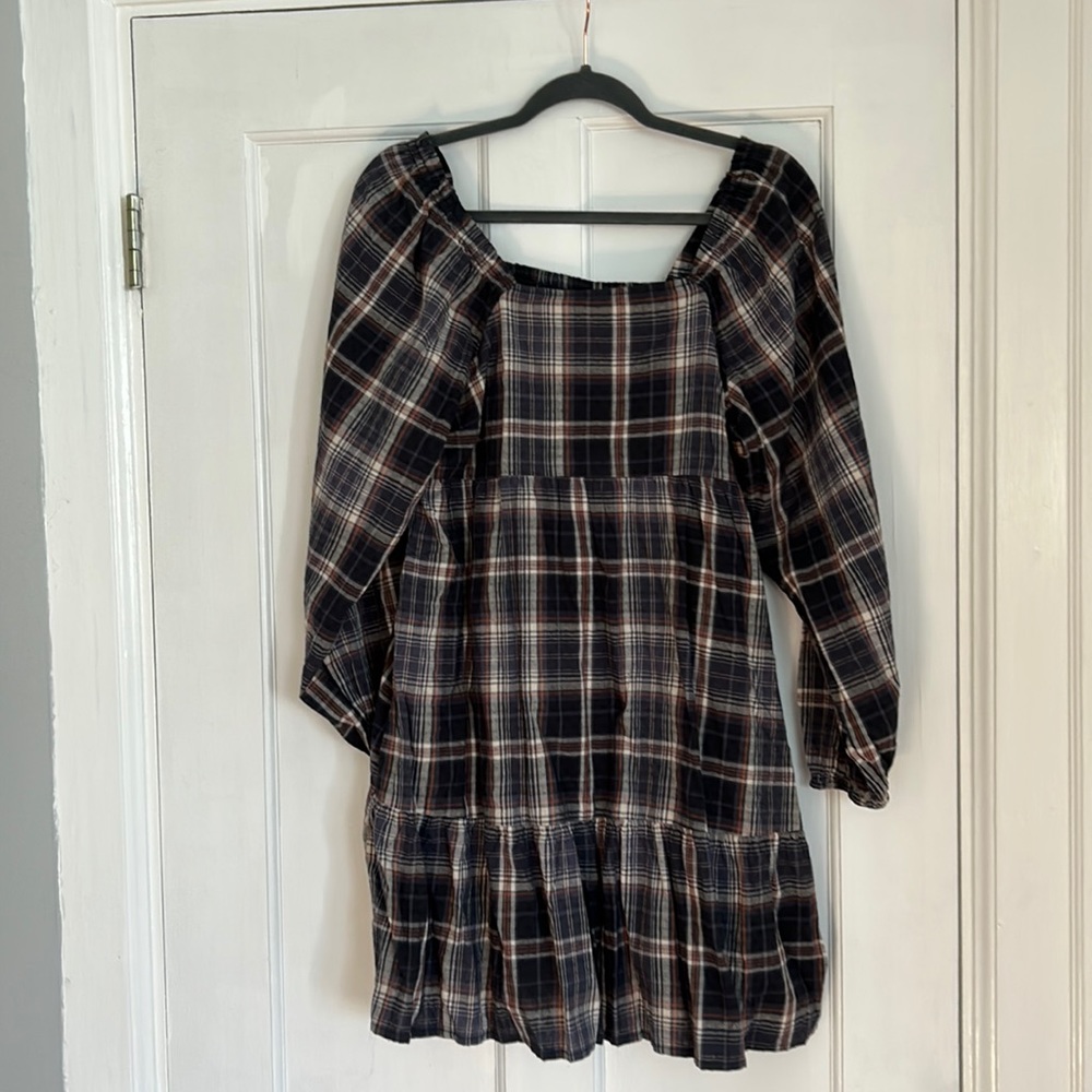 Universal Thread-Size M- Worn Once